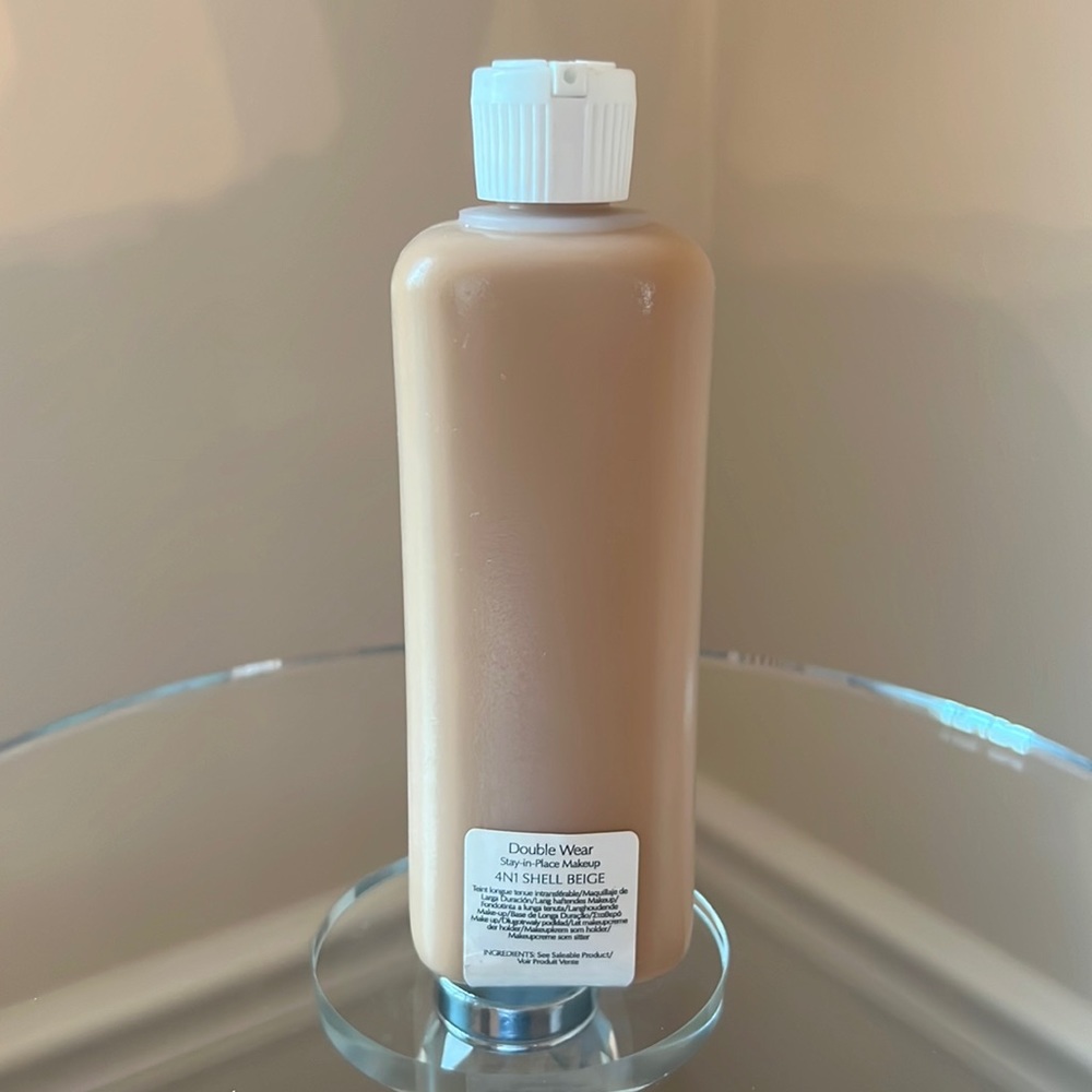Estée Lauder AUTHENTIC JUMBO size Double Wear Stay-In-Place Makeup